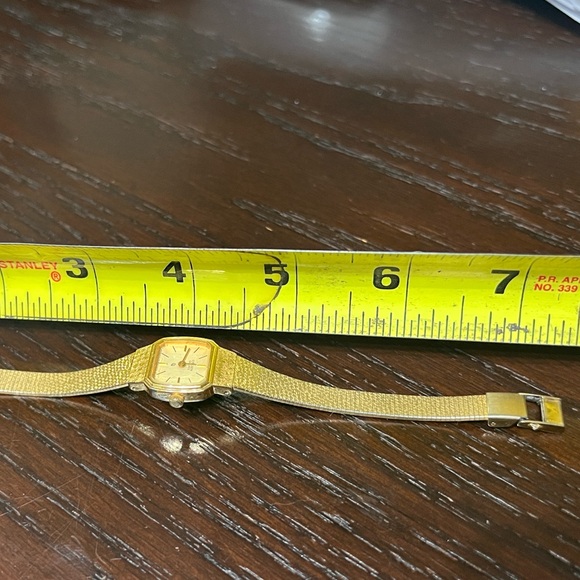 True Vintage Citizen Ladies Gold-Tone Dress Watch 60s-70s Japanese Made As Is - Picture 6 of 6